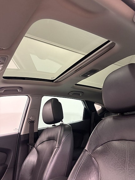 Hyundai ix35 9 of 11