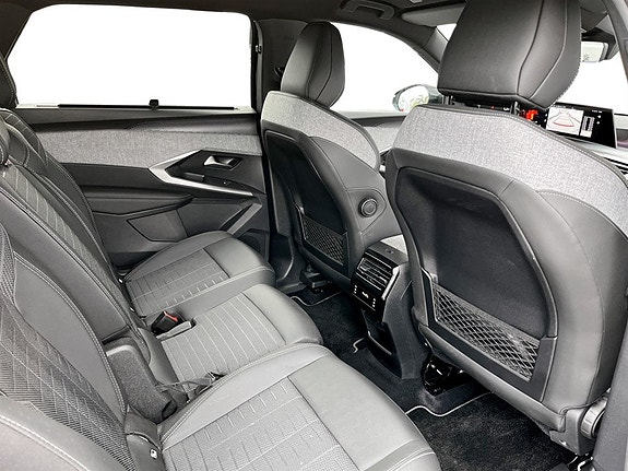 Peugeot 5008 12 of 15