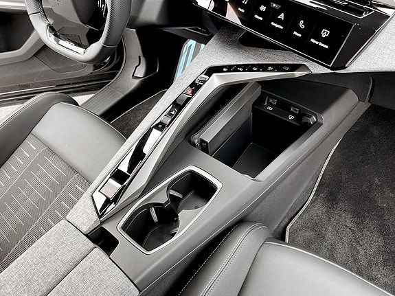 Peugeot 5008 10 of 15