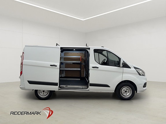 Ford Transit Custom 11 of 29