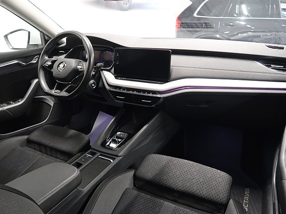 Skoda Octavia 21 of 30