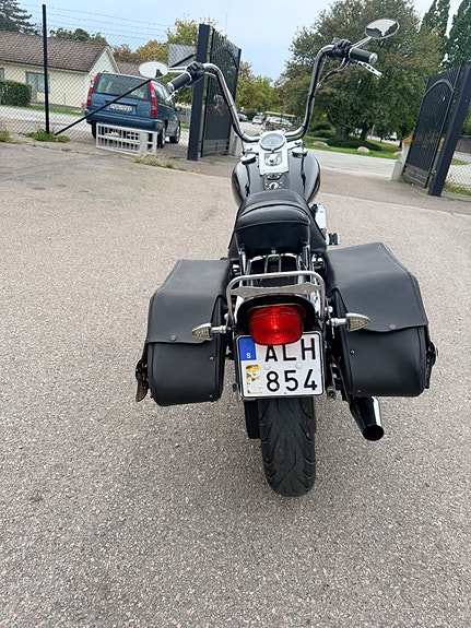 Harley-Davidson FXDWG Dyna Wide Glide 1.4 8 of 13
