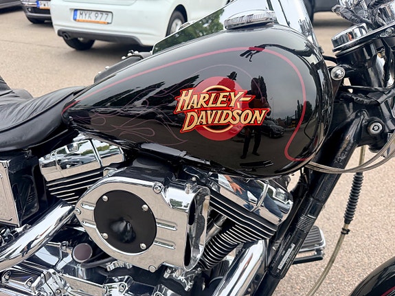 Harley-Davidson FXDWG Dyna Wide Glide 1.4 3 of 13