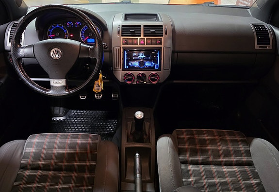 Volkswagen Polo 12 of 20