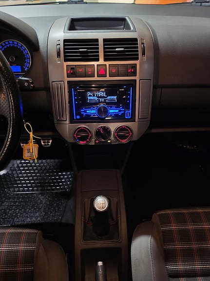 Volkswagen Polo 15 of 20