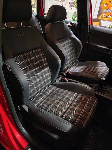 Volkswagen Polo 17 of 20