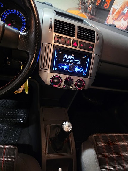 Volkswagen Polo 14 of 20