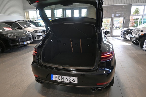 Porsche Macan GTS 18 of 30