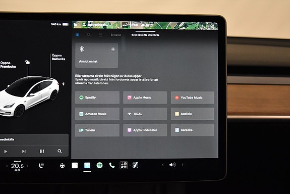 Tesla Model 3 18 of 26