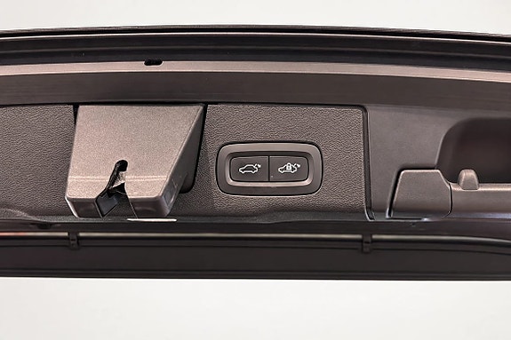 Volvo XC60 21 of 25