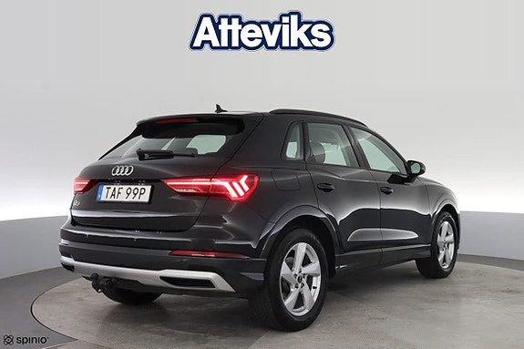 Audi Q3 3 of 22