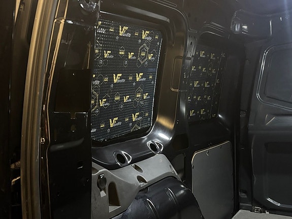Volkswagen Caddy 16 of 17