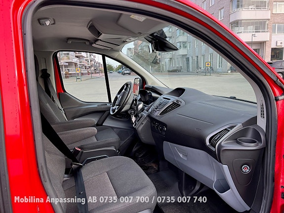 Ford Custom Tourneo 22 of 30