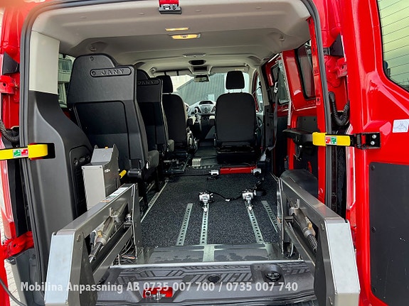 Ford Custom Tourneo 14 of 30