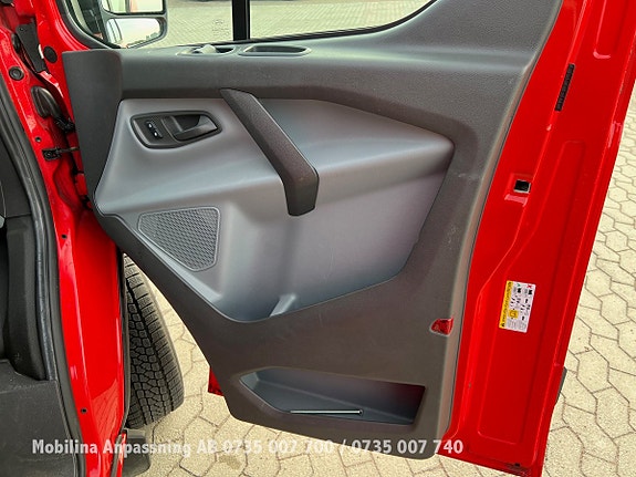 Ford Custom Tourneo 25 of 30