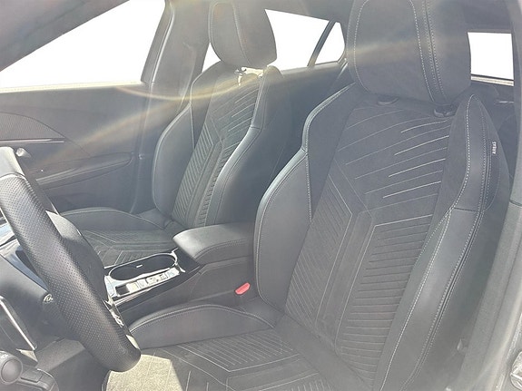 Peugeot 2008 5 of 15