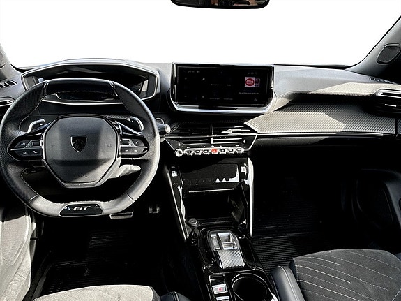 Peugeot 2008 6 of 15
