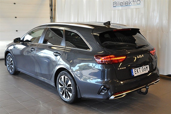 Kia Ceed 4 of 17
