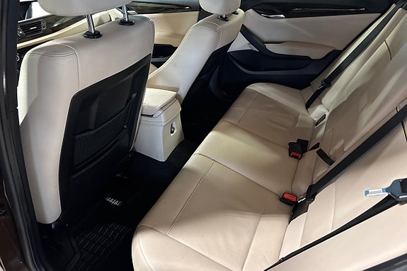 BMW X1 22 of 23