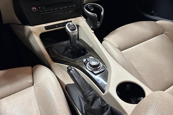 BMW X1 18 of 23