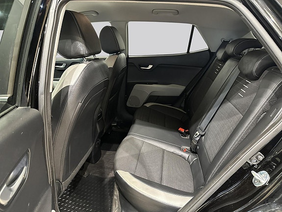 Kia Stonic 10 of 17