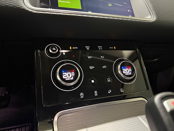 Land Rover Range Rover Evoque 17 of 25