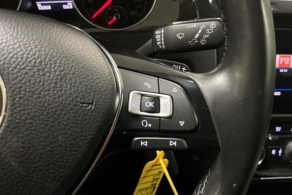 Volkswagen Golf Alltrack 20 of 26