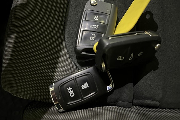Volkswagen Golf Alltrack 26 of 26