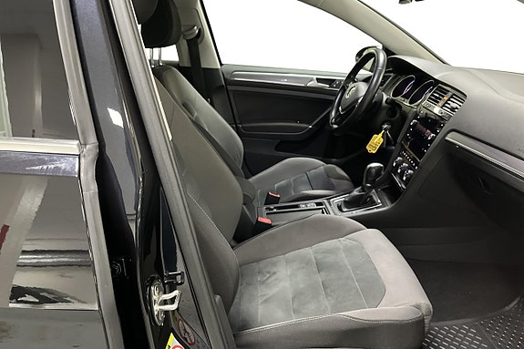 Volkswagen Golf Alltrack 14 of 26