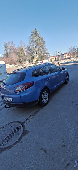 Renault Megane III 2 of 4