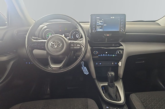 Toyota Yaris Cross 8 of 17