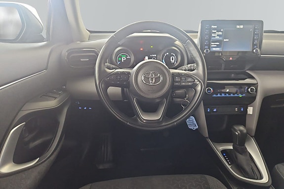 Toyota Yaris Cross 9 of 17