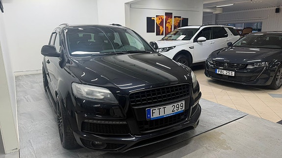 Audi Q7 4 of 21
