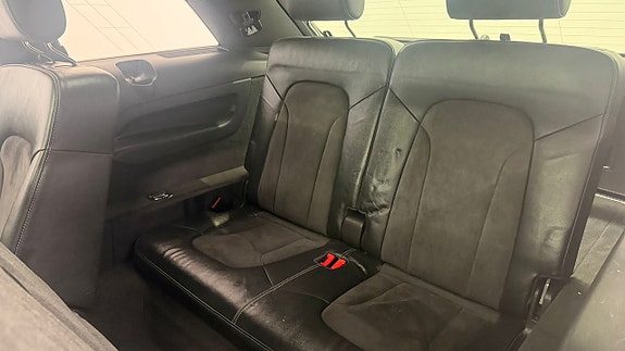 Audi Q7 11 of 21