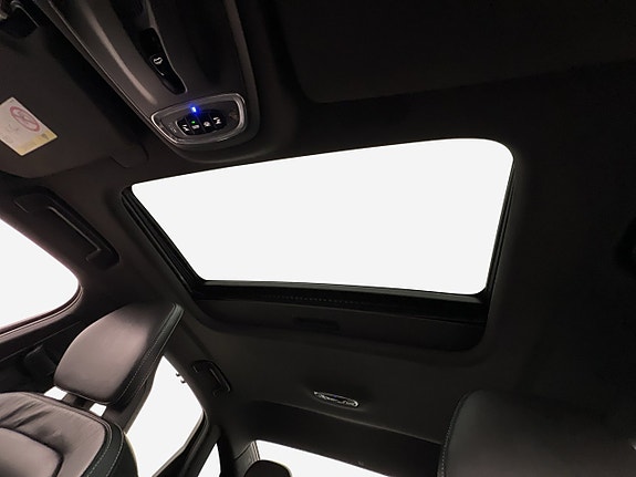 Volvo S90 15 of 30