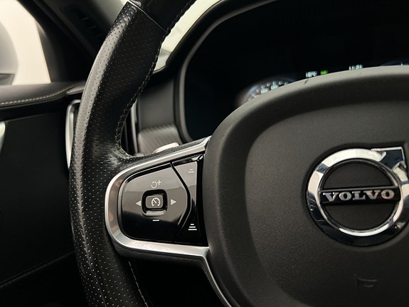 Volvo S90 19 of 30