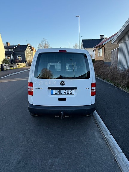 Volkswagen Caddy 2 of 10