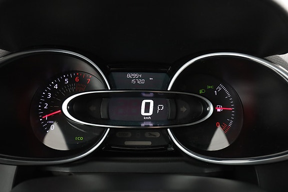 Renault Clio 27 of 30