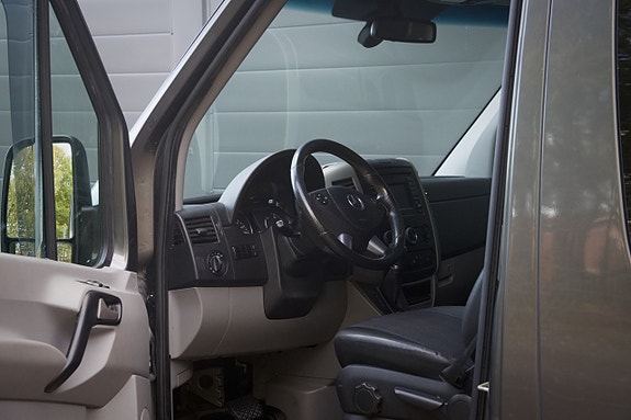 Mercedes-Benz Sprinter 319 8 of 15