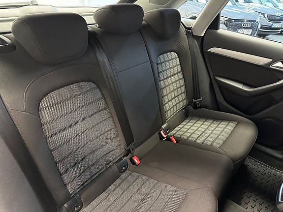 Audi Q3 19 of 28