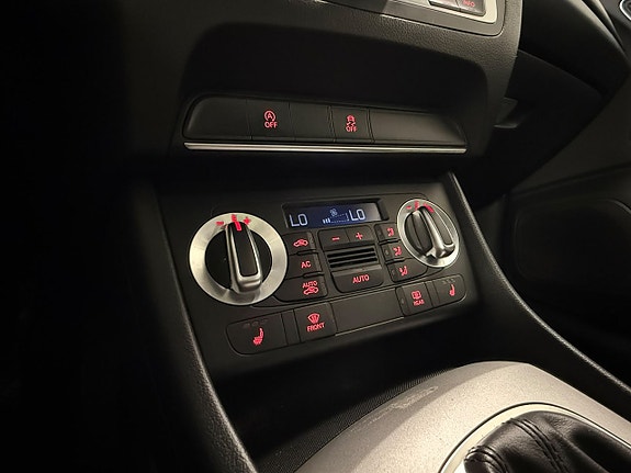 Audi Q3 25 of 26