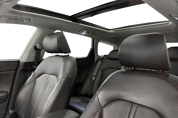 Kia Optima 27 of 30