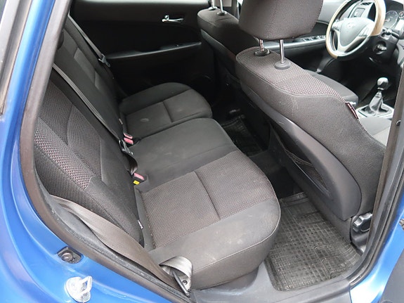 Hyundai i30 13 of 14