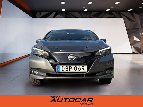 Nissan Leaf 3 of 15