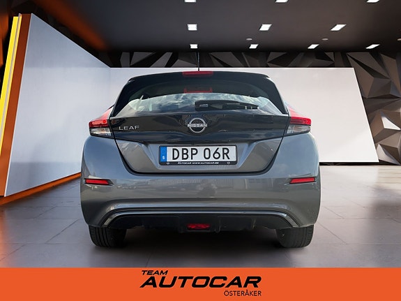 Nissan Leaf 6 of 15