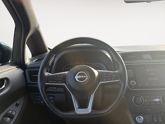 Nissan Leaf 12 of 15