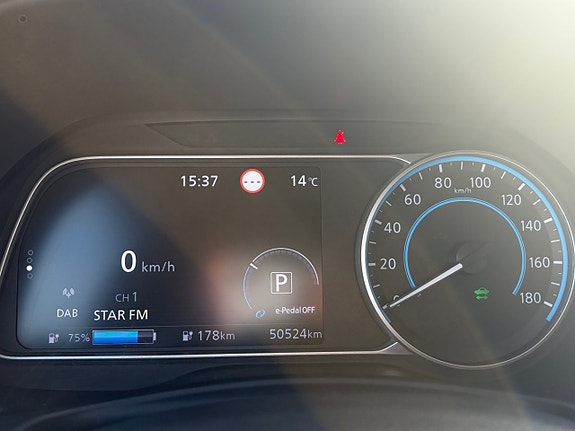 Nissan Leaf 15 of 15