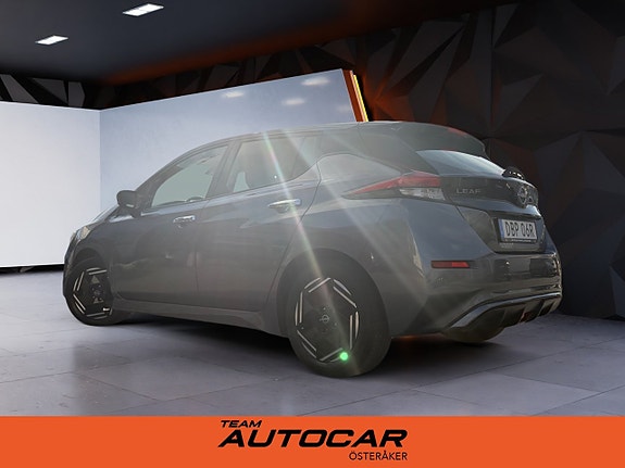 Nissan Leaf 5 of 15