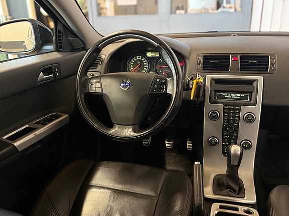 Volvo V50 12 of 18