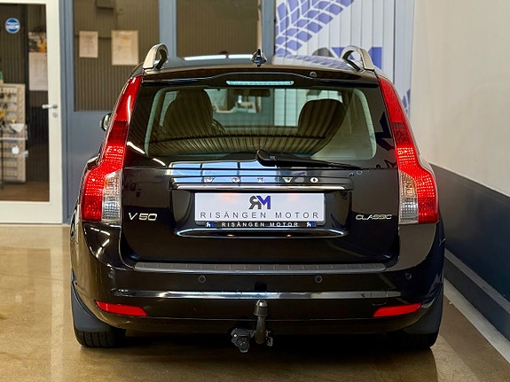 Volvo V50 7 of 18